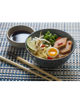 Ramen au confit de porc basque 