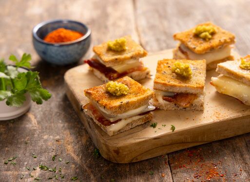 CROQUE-MONSIEUR A LA VENTRECHE ET FROMAGE DE BREBIS